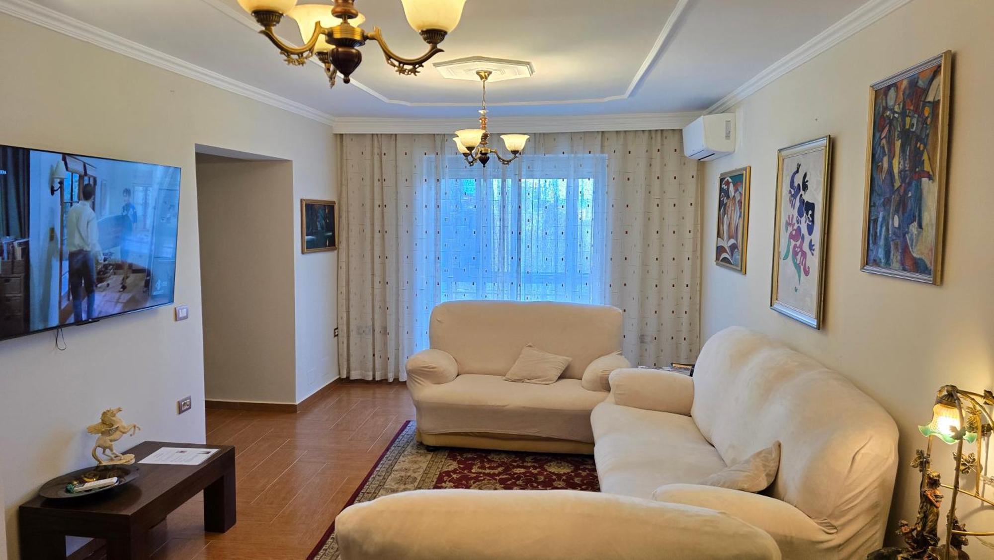 City Oasis In The Heart Of Тирана Екстериор снимка